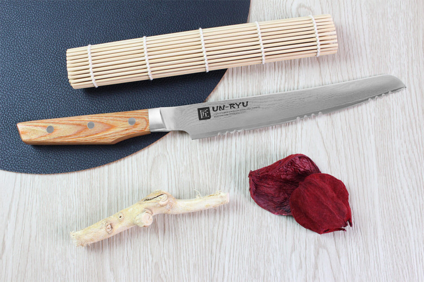 Shimomura Un-Ryu 21cm Damasco 33 capas Cuchillo de pan japonés Cuchillo de pan