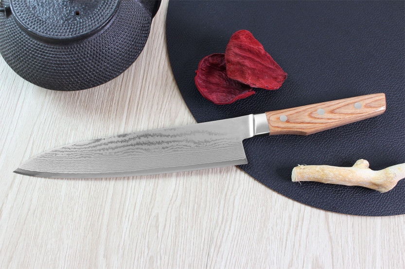 Shimomura Un-Ryu 21cm 33 capas damasco cuchillo de chef japonés