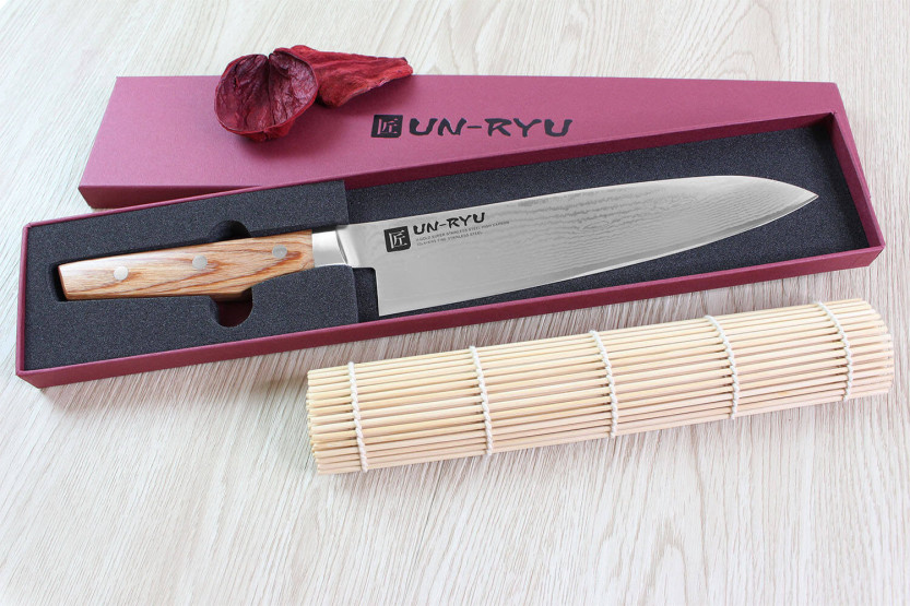 Faca de chef japonesa Shimomura Un-Ryu 21cm 33 camadas de damasco
