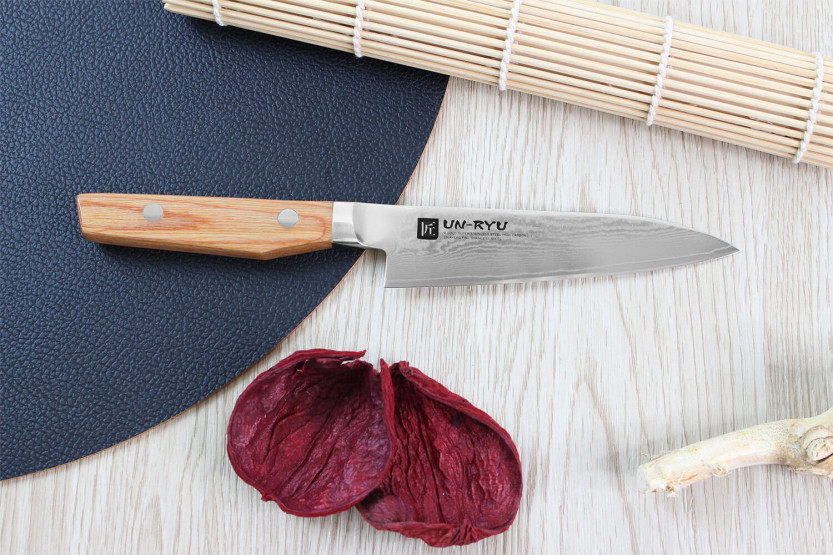 Coltello multiuso giapponese Shimomura Un-Ryu 12 cm Damasco 33 strati