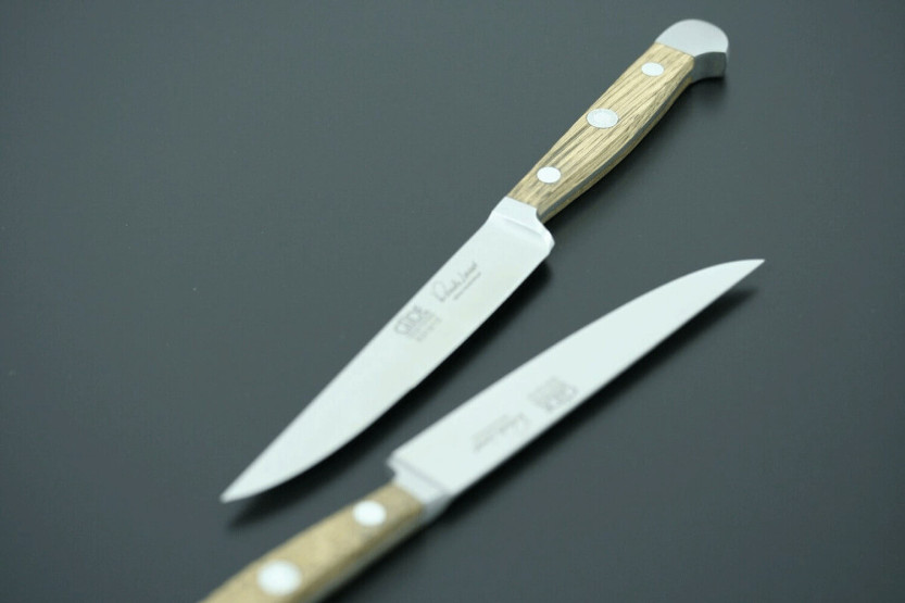 Güde Alpha Chêne 12cm steak knife in forged steel