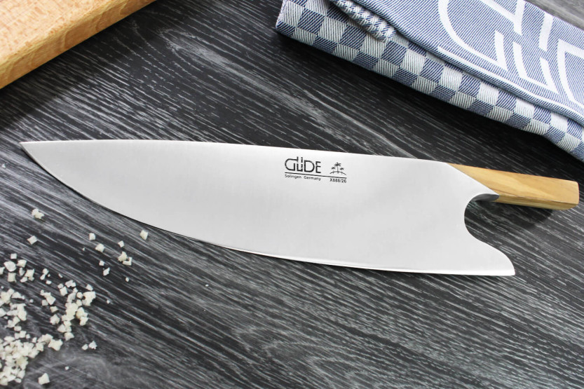 Güde THE KNIFE cuchillo de cocinero 26cm diseño único mango de madera de olivo