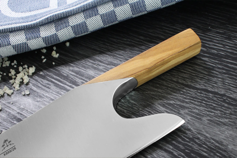 Güde THE KNIFE cuchillo de cocinero 26cm diseño único mango de madera de olivo