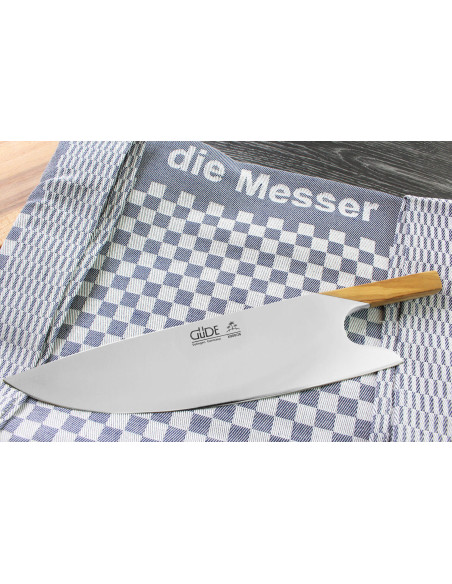 Güde THE KNIFE cuchillo de cocinero 26cm diseño único mango de madera de olivo