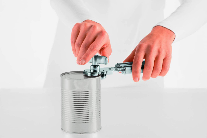 Abre-latas de aço inoxidável Rösle com alicate