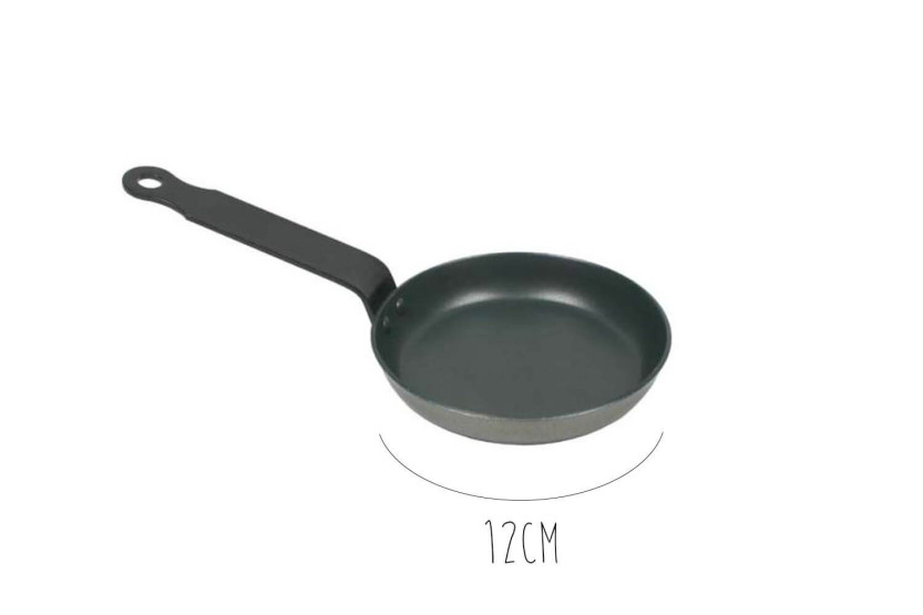 Frigideira para blini / ovos em chapa de aço revestida a antiaderente