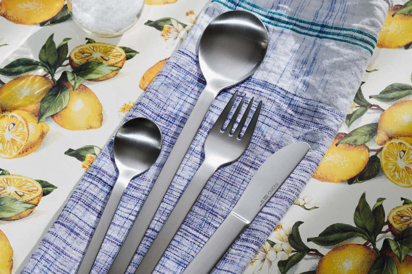 24-piece Mono cutlery set A short-blade knife
