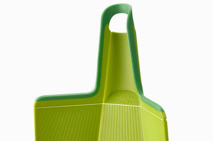 Joseph Joseph Chop2Pot Plus sammenleggbart skjærebrett 21,5x26,5 cm