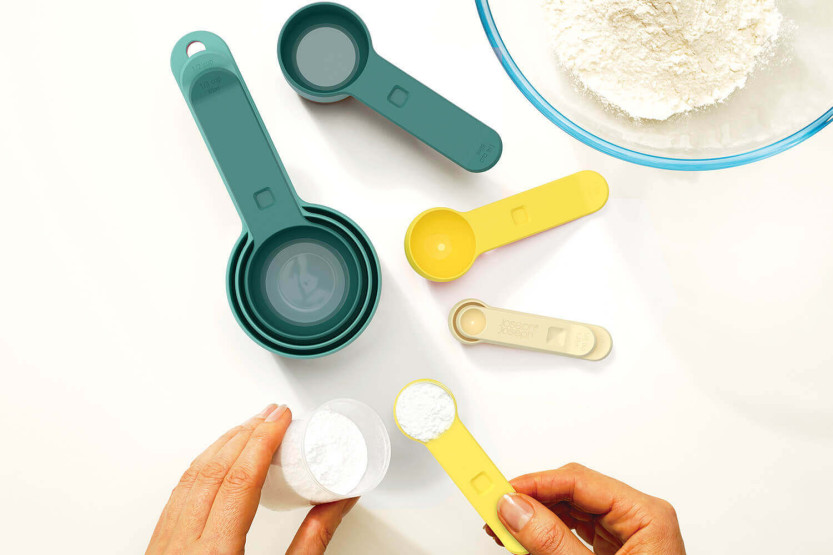 Juego de 8 grifos medidores de cocina Nest Measures opalescentes