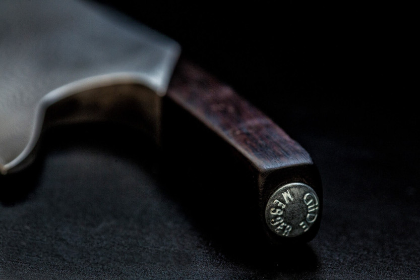 Kokki ' s veitsi Güde THE KNIFE 21cm damasti ja muotoilu