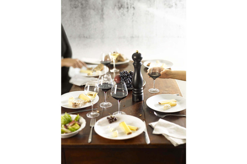 Peugeot Paris Classic manuell saltkvarn i chokladträ