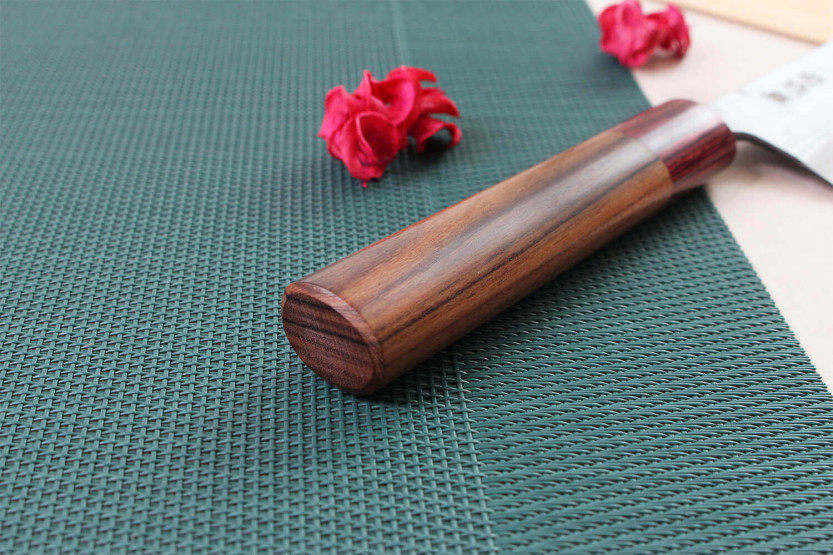 Kiritsuke kniv japonais artisanal Wusaki Yuzo BS2 12cm