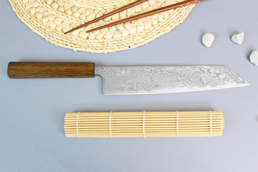 Kiritsuke veitsi japonais artisanal Wusaki Unagi AUS10 damas 24cm manche chêne manche chêne