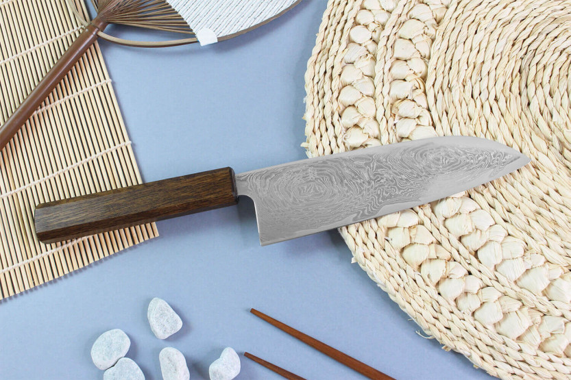 Wusaki Unagi AUS10 damasco 16,5 cm manico in quercia coltello santoku giapponese da artigiani