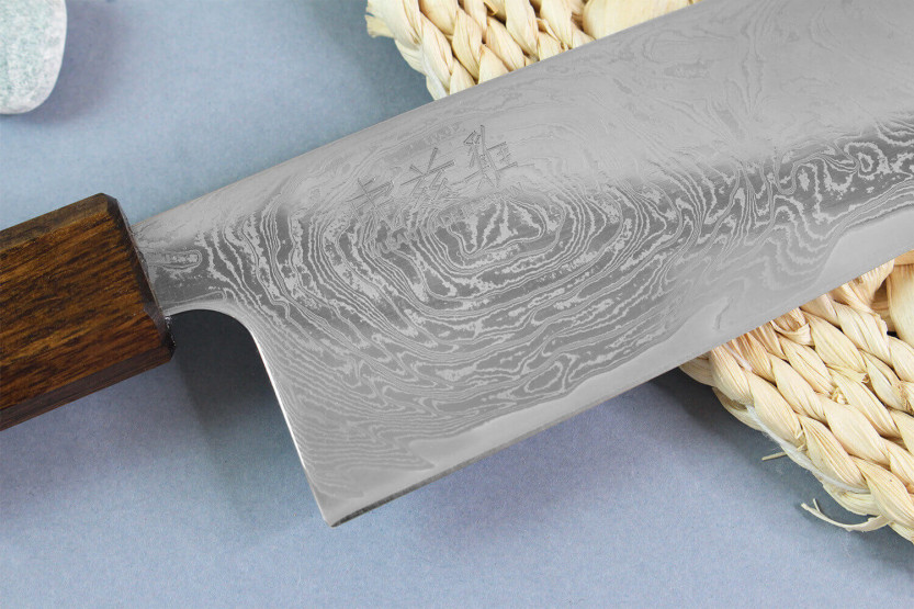 Wusaki Unagi AUS10 damasco 16.5cm mango de roble Cuchillo santoku japonés de artesanos