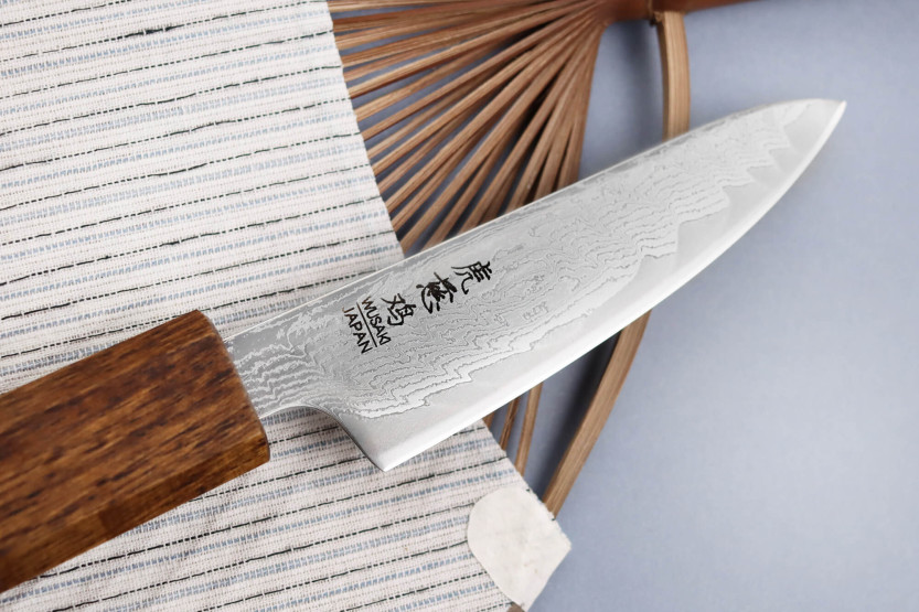 Wusaki Unagi AUS10 damaskus 8cm ekhandtag japansk skalkniv av hantverkare