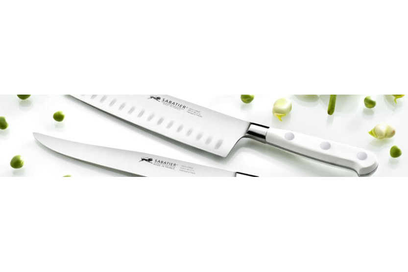 faca santoku Sabatier Toque blanche 100% forjada com convinhas 18cm