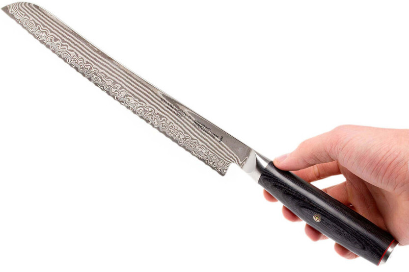 Miyabi 5000FCD japans broodmes 24cm damascus lemmet 48 lagen pakkahout handvat