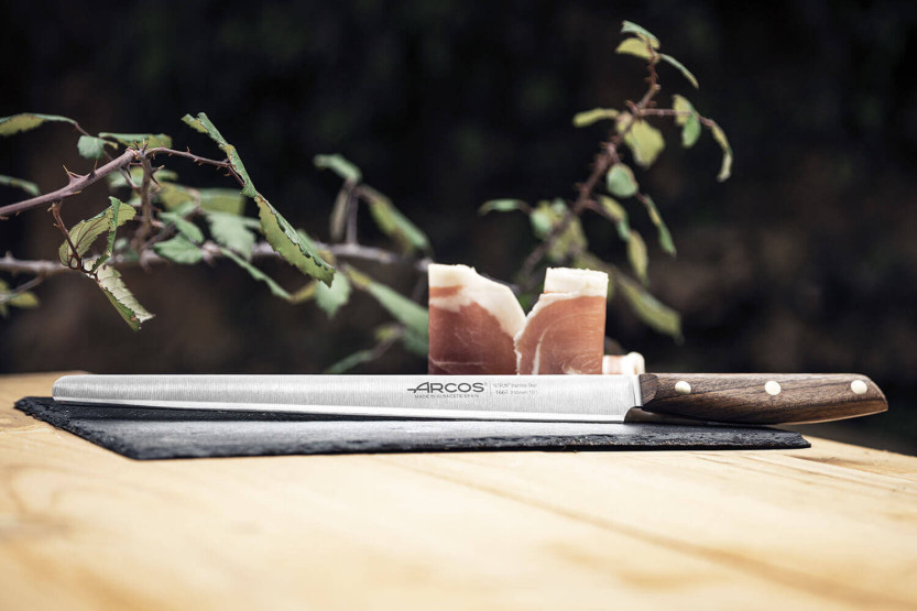 Cuchillo jamonero flexible Arcos Nórdika 25cm hoja