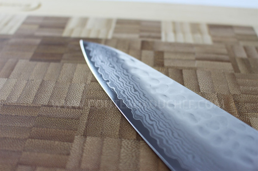 Faca de chef japonesa Yaxell ZEN 20cm 37 camadas de lâmina de damasco