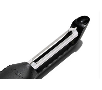 OXO good grips oscillerande grönsaksskalare svart handtag 2