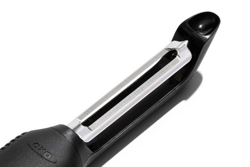 OXO good grips oscillerende grønnsaksskreller med svart håndtak