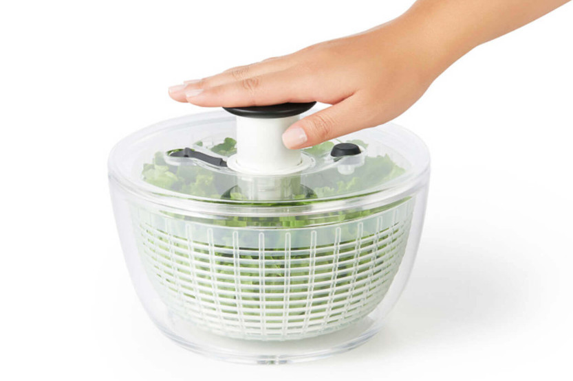 Espalhador de salada transparente OXO