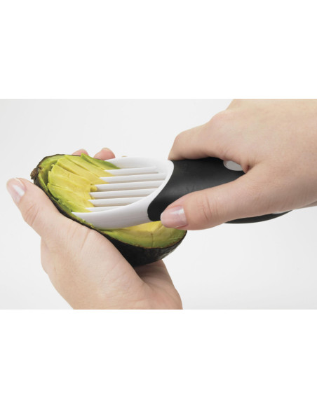 OXO 3 i 1 avocadoskærer