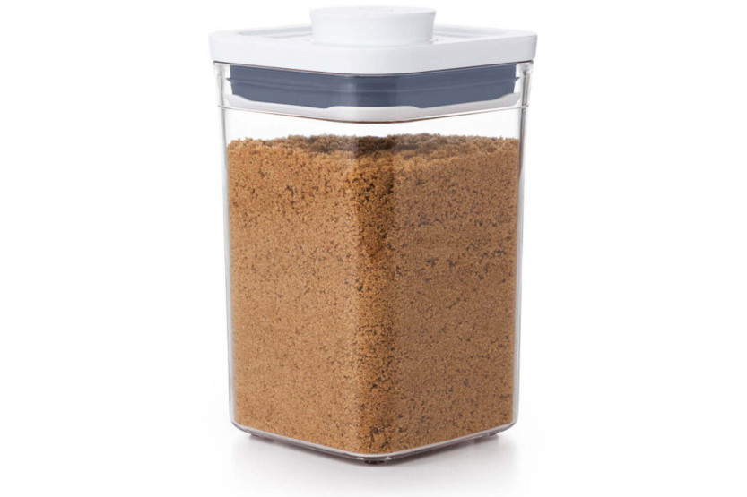 Caja de almacenaje cuadrada pequeña OXO Pop