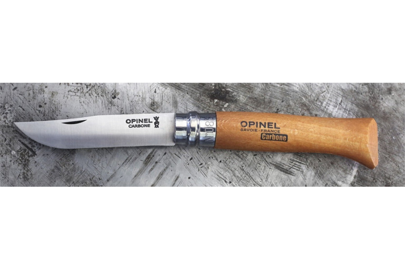 Opinel traditionnel carbone n°08 with rotating ferrule