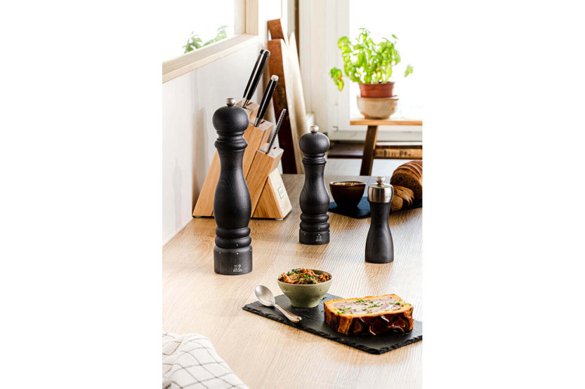 Peugeot Bistro Graphite käsikäyttöinen suolamylly puusta 10cm
