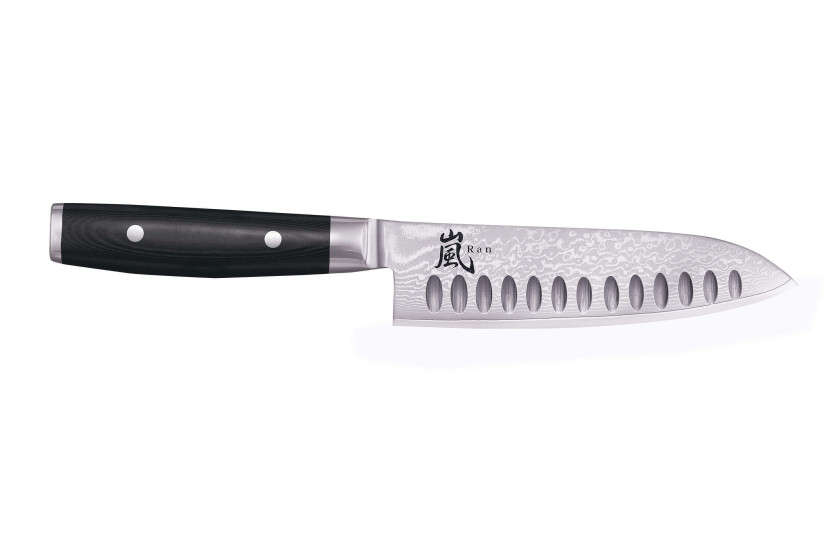 Yaxell RAN 16,5 cm 69-lags japansk santoku-kniv av damaskus med granton-egg
