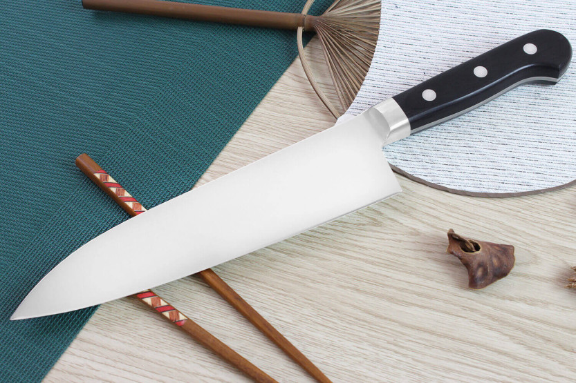 Misono 440 22 cm japansk deba-kniv til vestlig brug