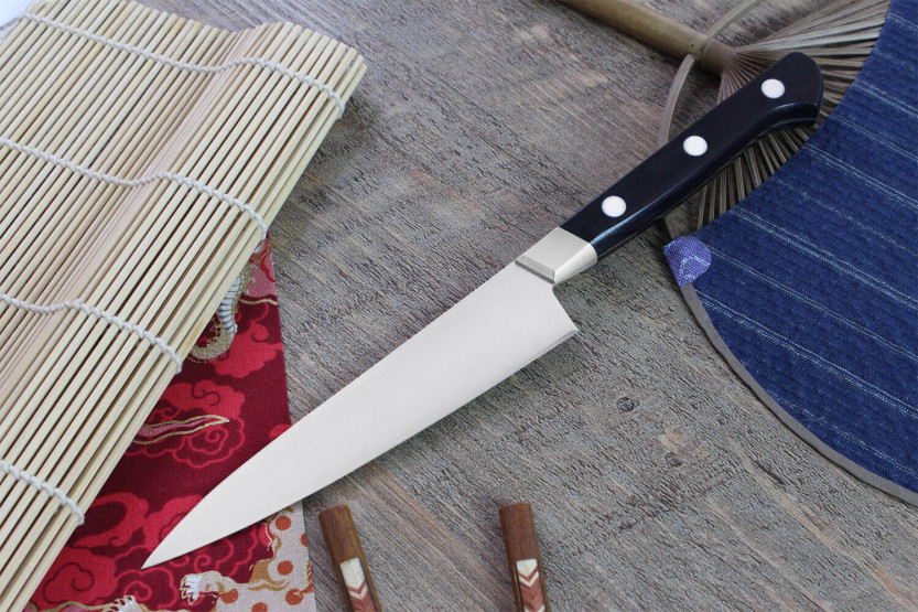 Misono UX10 13 cm japansk universalkniv