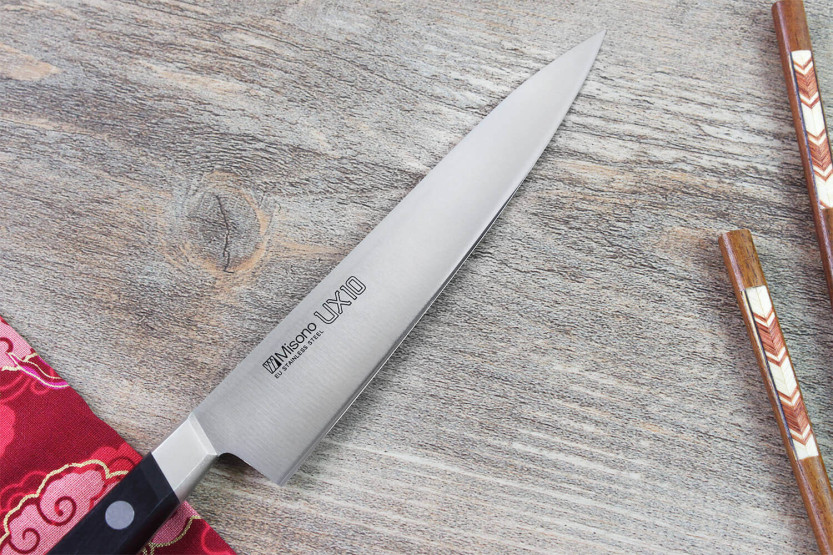 coltello universale giapponese Misono UX10 15 cm