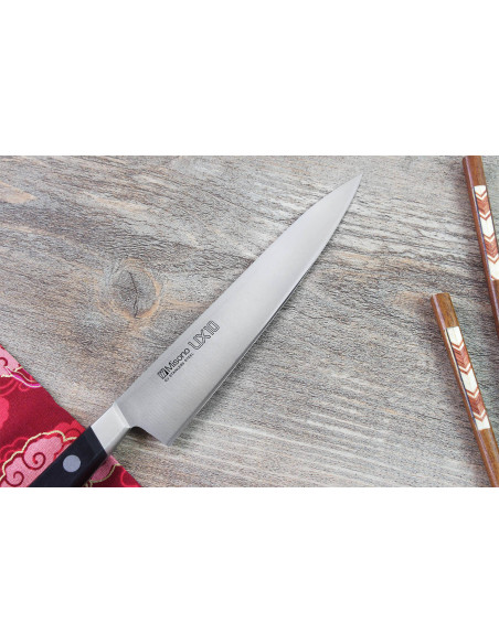 coltello universale giapponese Misono UX10 15 cm