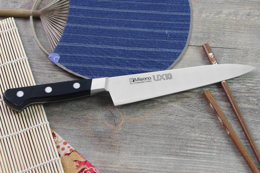 Misono UX10 Cuchillo de cocinero japonés 21cm