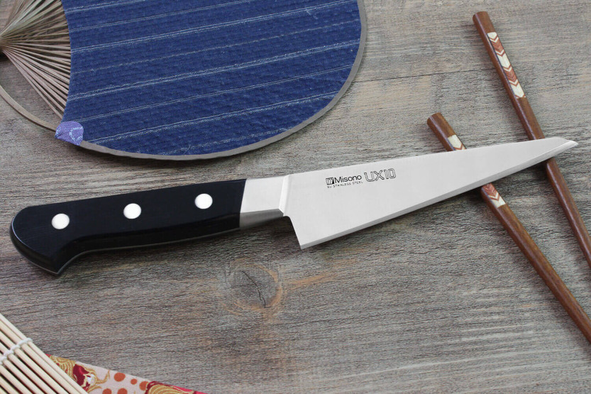 Misono UX10 14,5cm Cuchillo deshuesador japonés kaku