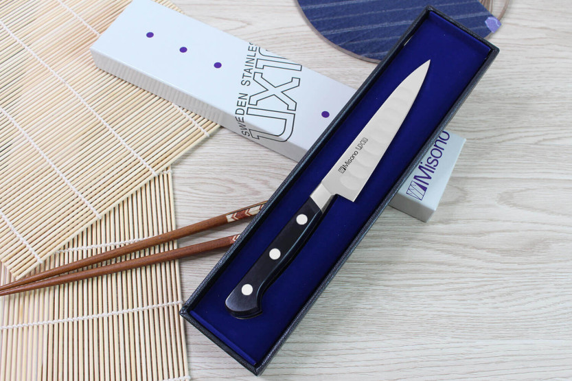 Misono UX10 japansk universalkniv med grantonskær 12 cm