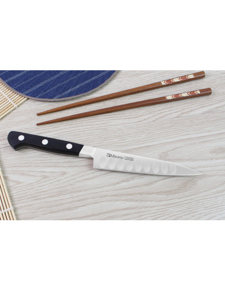 Misono UX10 japansk universalkniv med granton-egg 12 cm
