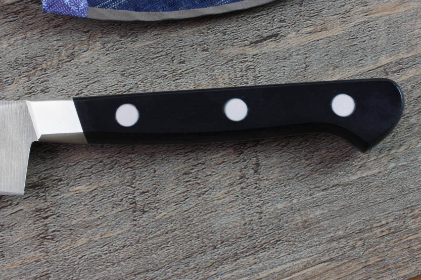 Japanisches Universalmesser Misono UX10 mit mit Kullen 13cm