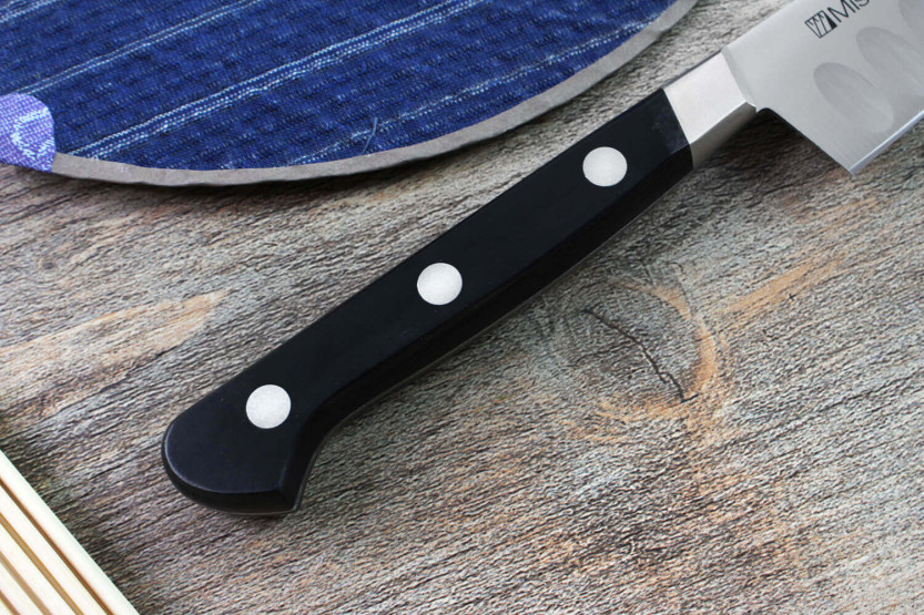 Misono UX10 japansk universalkniv med granton-egg, 15 cm