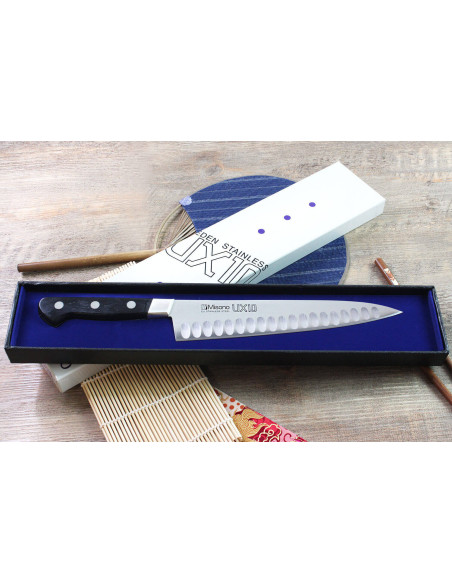 Faca de chefe japonesa Misono UX10 com convinhas, 21 cm