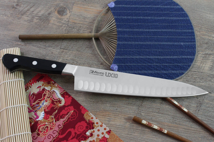 Faca de chef japonesa Misono UX10 24cm com convinhas
