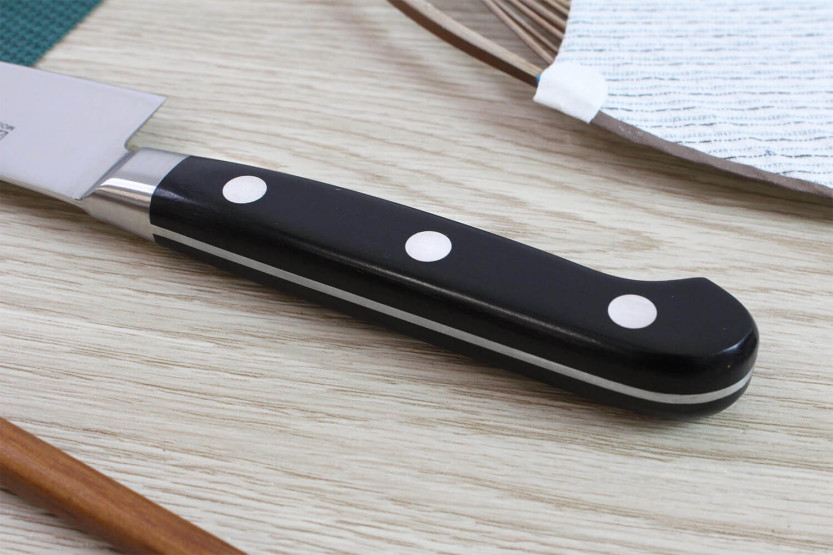 coltello universale giapponese Misono 440 13 cm