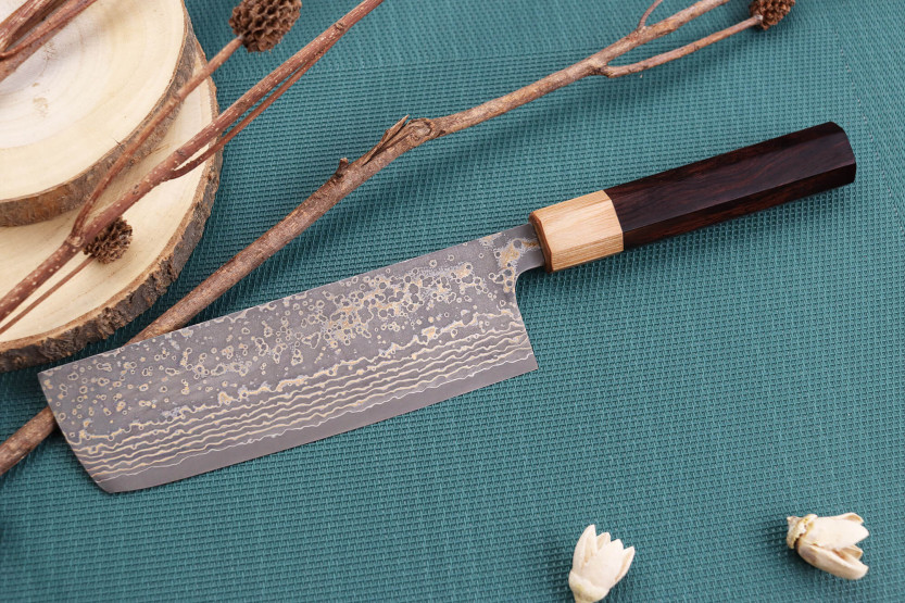 nakiri veitsi japonais artisanal Takeshi Saji VG10 Gold 16,5cm