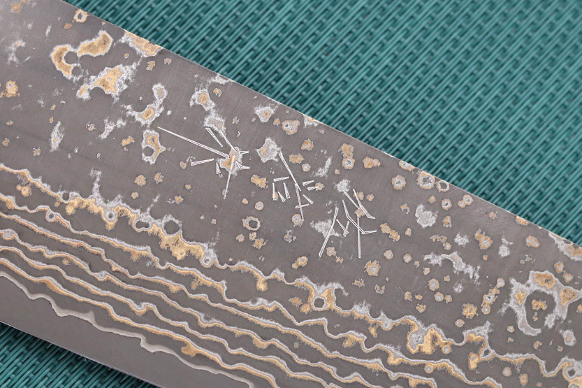 cuchillo nakiri japonais artisanal Takeshi Saji VG10 Gold 16,5cm