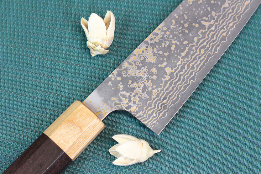 Japanisches handgefertigtes Bunka-Messer Takeshi Saji VG10 Gold 16,5cm