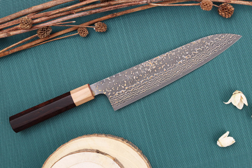 Coltello da cuoco tradizionale giapponese Takeshi Saji VG10 Gold 21cm