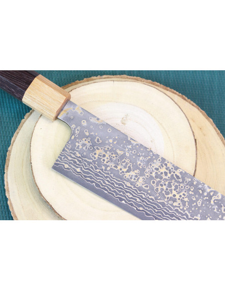 Cuchillo de cocinero japonés hecho a mano Takeshi Saji VG10 Gold 24cm